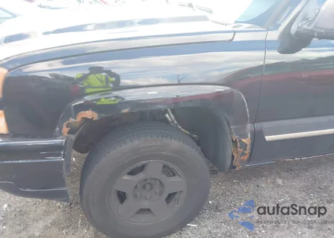 2006 Chevrolet Silverado 1500 Lt1 z USA, uszkodzony, nr VIN 1GCEK19Z26Z236290